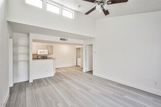 Building Photo - 5166 S Jones Blvd