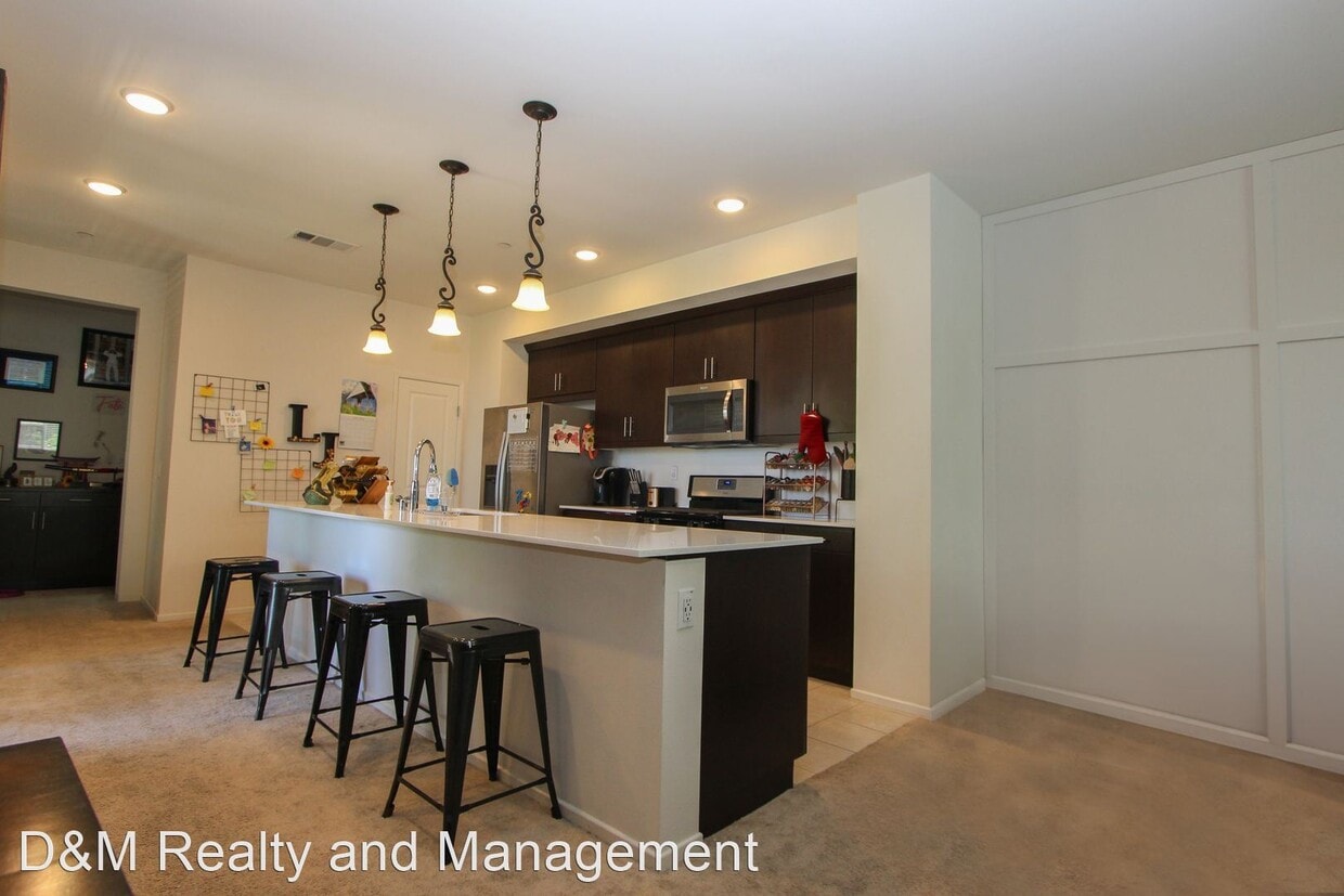 Primary Photo - 4 br, 3.5 bath House - 1205 Calle Seabass ...