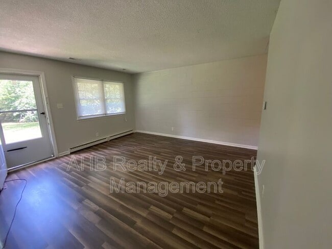 Building Photo - 130 W Braxton Foushee St