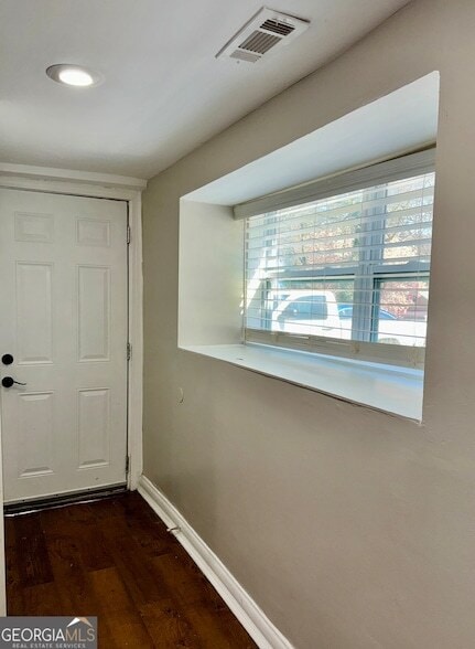 Building Photo - 1307 Lorenzo Dr SW