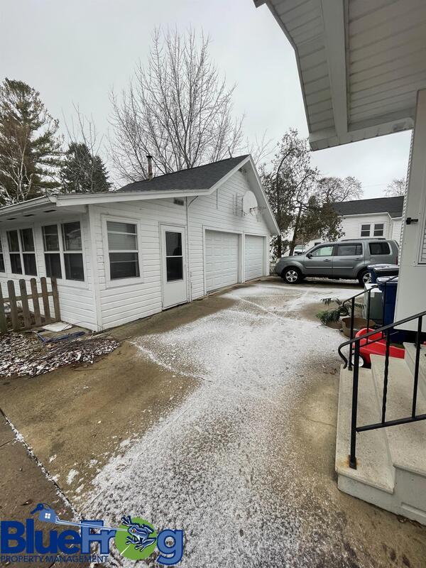 Primary Photo - 29 Eveline St