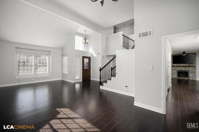 Foto del edificio - 9302 Southwick Dr