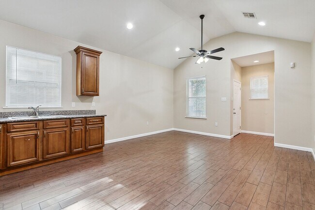 Foto del edificio - 2755 Banks St