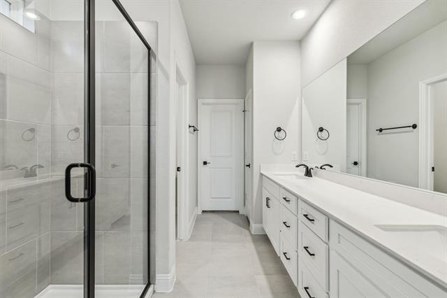 Foto del edificio - 2821 Woodland Ct