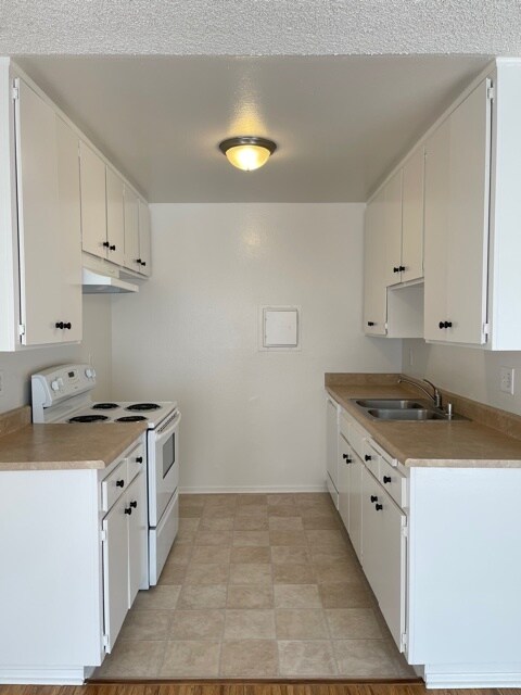 Foto del edificio - 5303 Yarmouth Ave