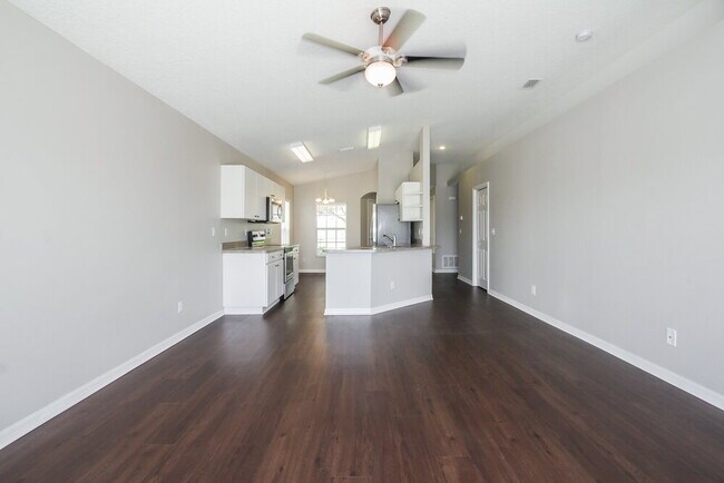 Foto del edificio - 13618 Silver Charm Ct