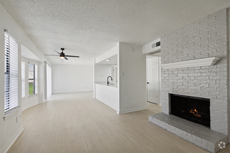 Building Photo - Brookbend