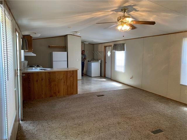 Foto del edificio - 64096 Mangano Rd