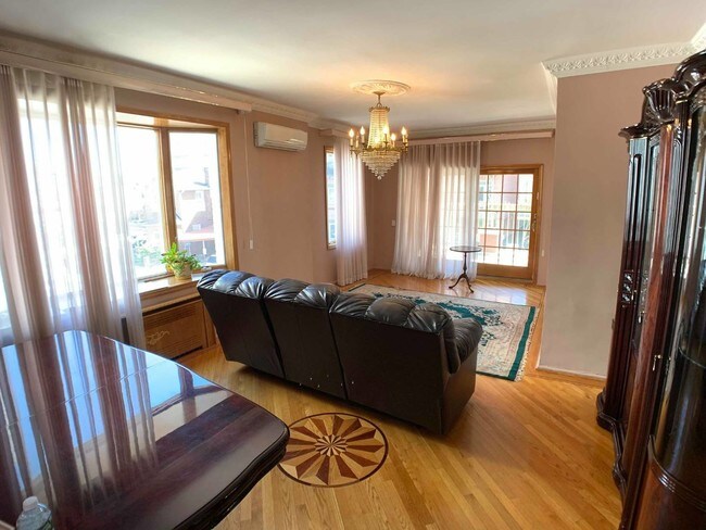 Foto del edificio - 115 Ocean View Ave