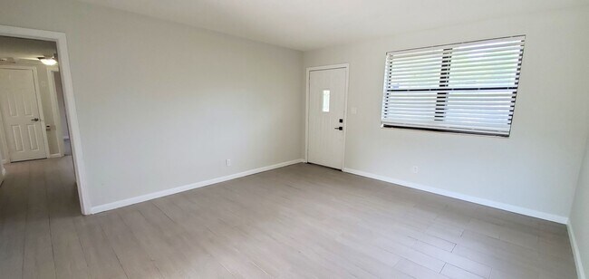 Foto del edificio - 3 Bedroom Home In Alrington!