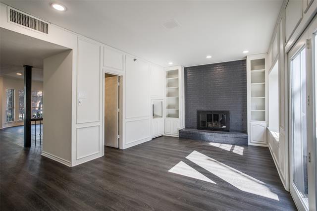 Foto del edificio - 1319 Birkenhead Ct