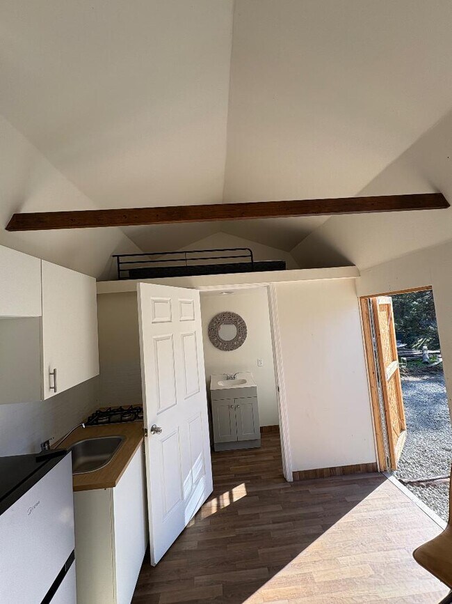 Foto del edificio - 1720 Main St