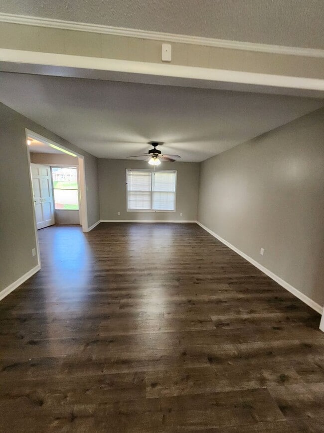 Building Photo - Spacious Brick Home with Modern Upgrades &...