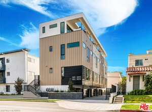 Building Photo - 1819 1/2 Veteran Ave