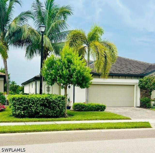 Building Photo - 9093 Glenforest Dr
