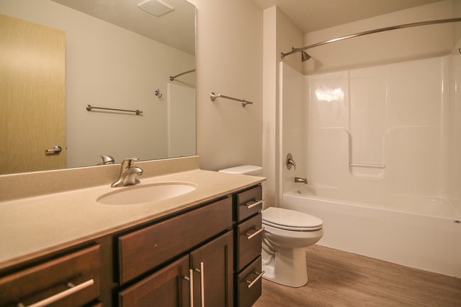 Building Photo - Metro View Apartments