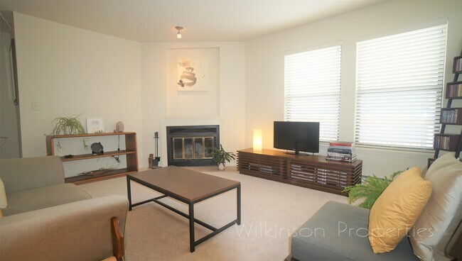 Foto del edificio - 3025 Broadway St