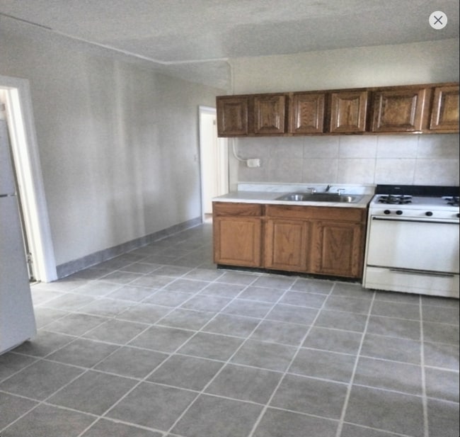 Building Photo - 1154 NY-32