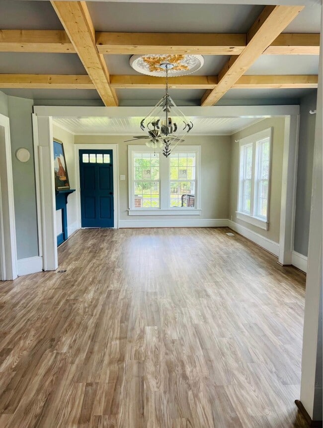 Building Photo - 1278 Valley Ct