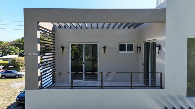 Building Photo - 7310 SW 63rd Ct