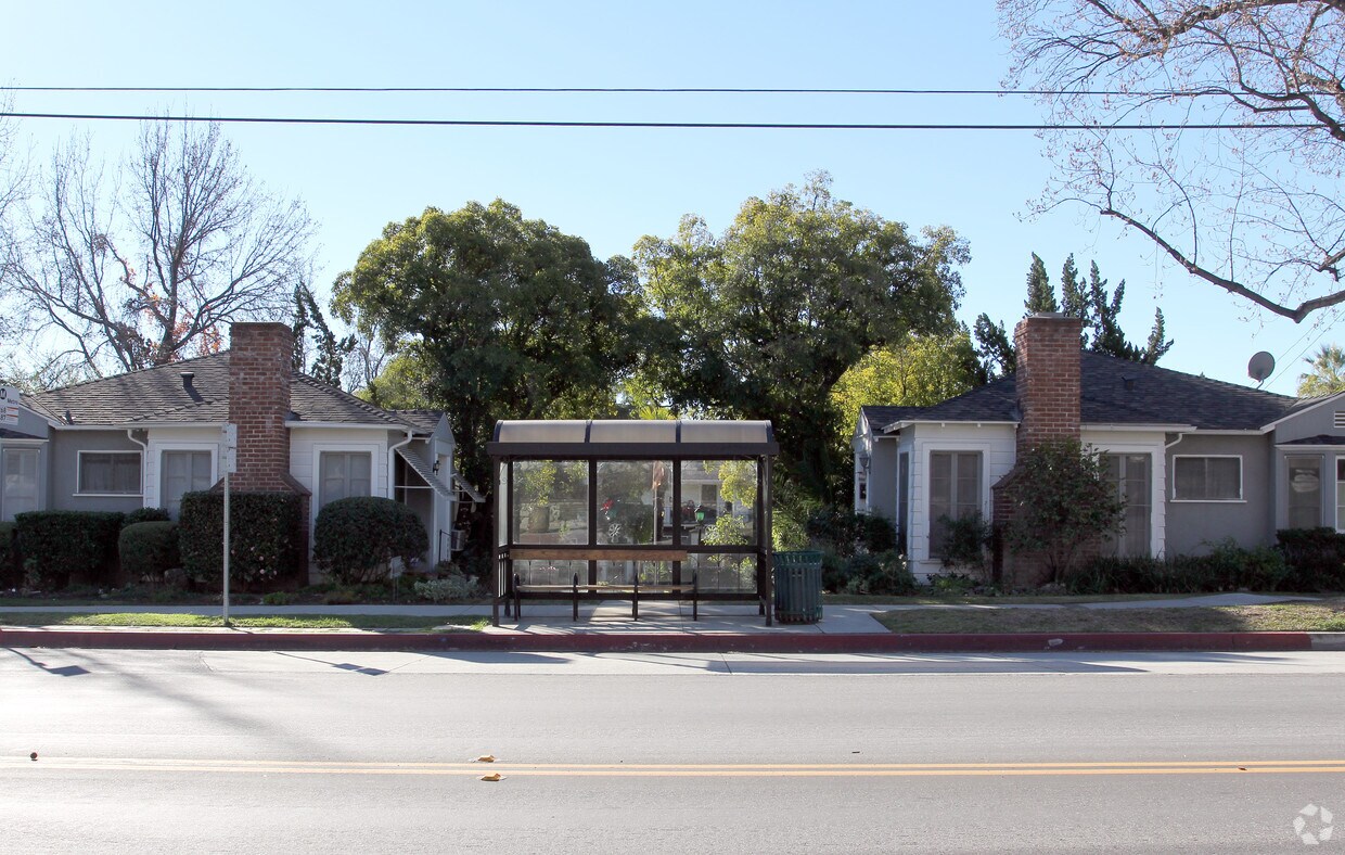Building Photo - 590 Sierra Madre Blvd