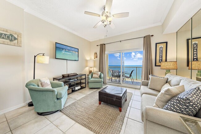 Foto del edificio - 561 E Beach Blvd