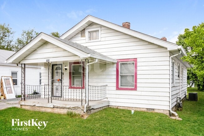 Building Photo - 1411 Lindley Ave