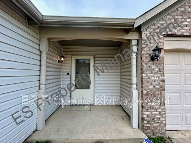 Building Photo - 11616 Rothe Way