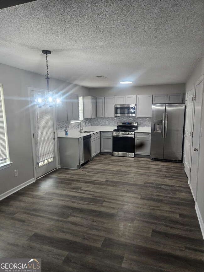 Building Photo - 3717 Salem Meadows Dr