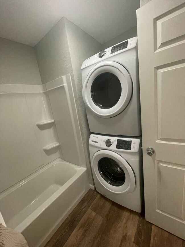 Foto del edificio - 709 W 1st St