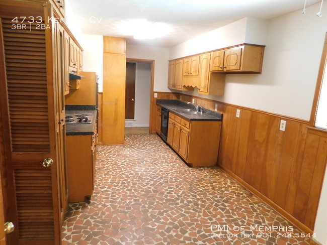 Building Photo - 4733 Kenmar Cv