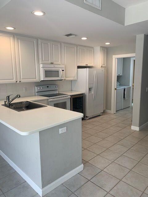 Building Photo - 366 Legare Ct