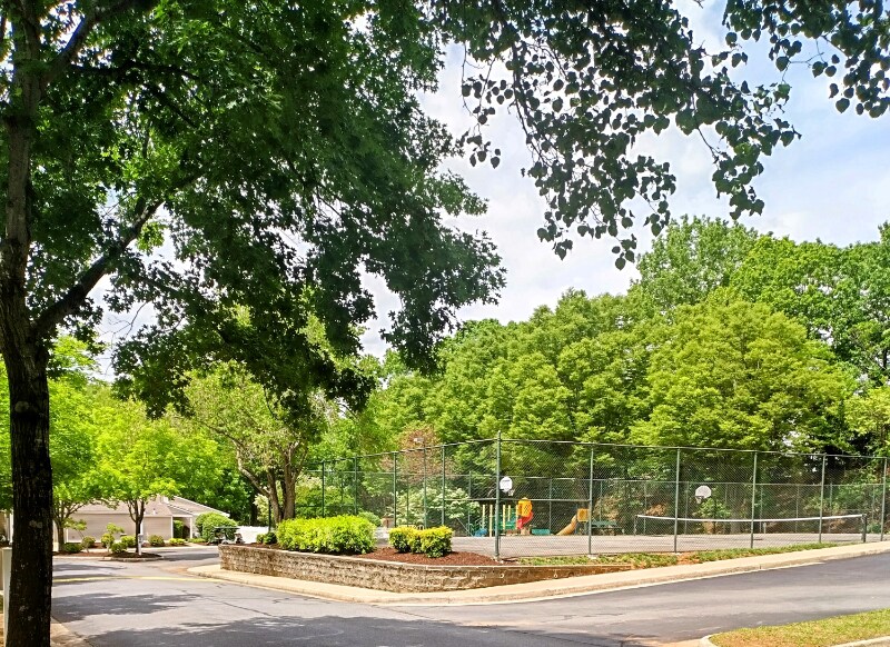 Primary Photo - 600 Reusens Rd
