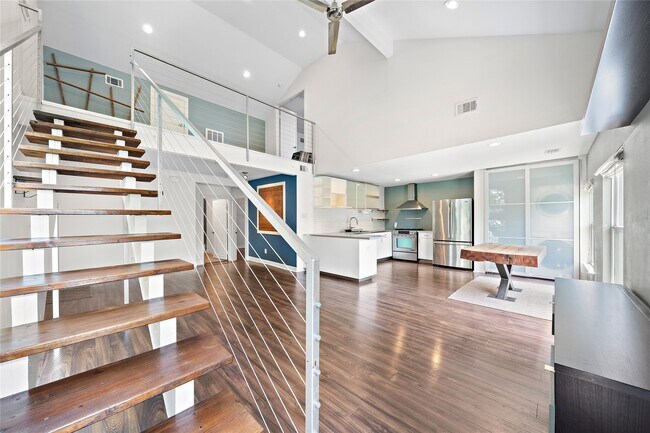 Building Photo - 2413 Emancipation Ave