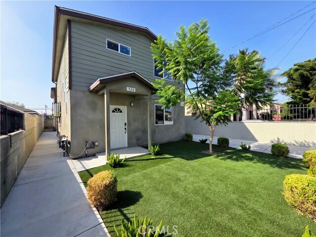 Foto principal - 720 W Cherry St
