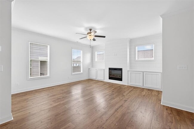 Building Photo - 5524 Garens Way
