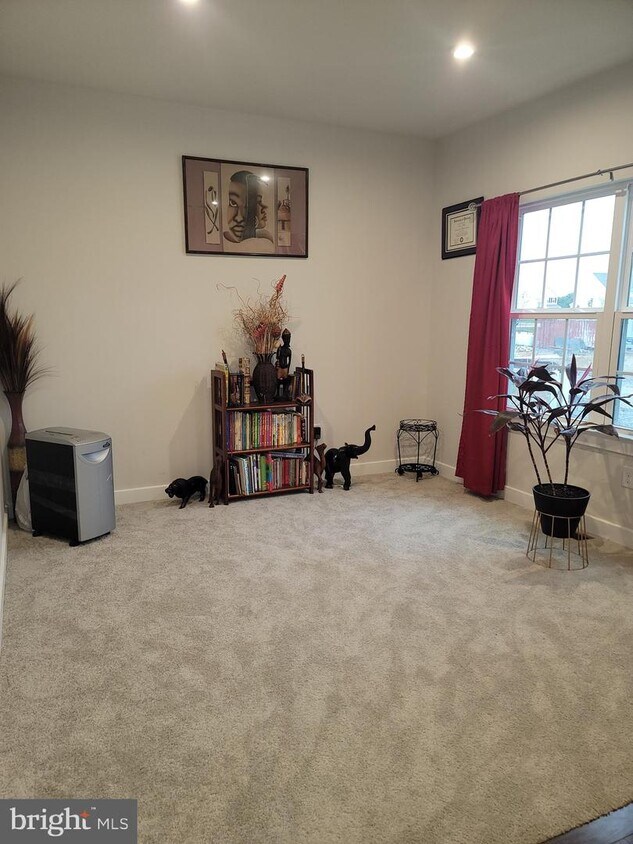 Foto principal - 1319 Darling Dr