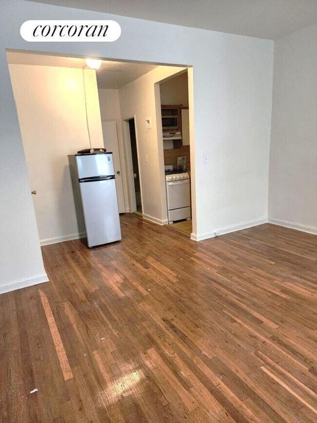 Foto del edificio - 120 W 73rd St