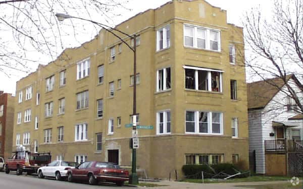 Primary Photo - 4137-4143 N Kimball Ave