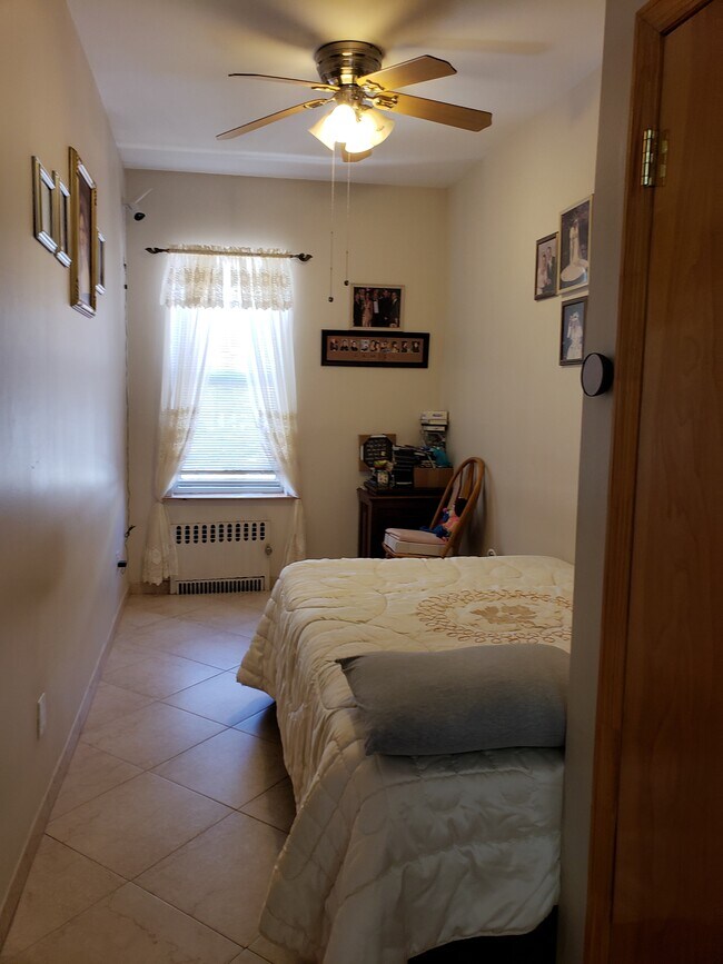 Building Photo - 1811 77th St