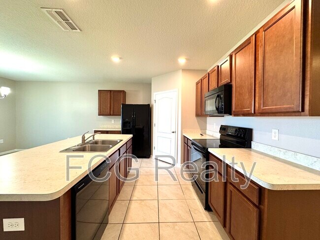 Foto del edificio - 133 Grove Branch Rd