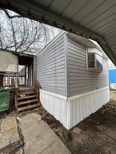 Building Photo - 400 S Ranchwood Blvd