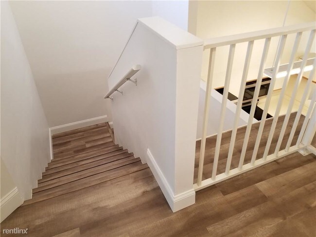 Foto del edificio - 2 br, 2 bath  - 717 NW 92nd Ave