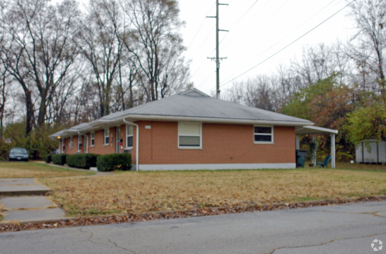 Foto principal - 214-218 Seminary Ave