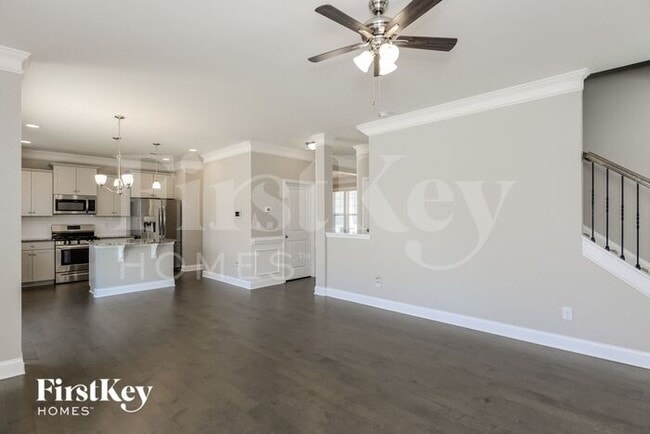 Building Photo - 3928 Lake Breeze Dr