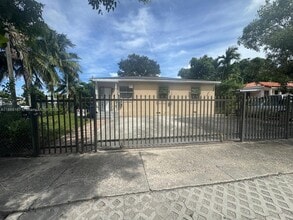 Building Photo - 851 NW 36th Ave