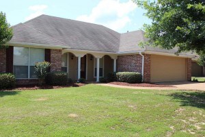 Primary Photo - 155 Southwood Dr