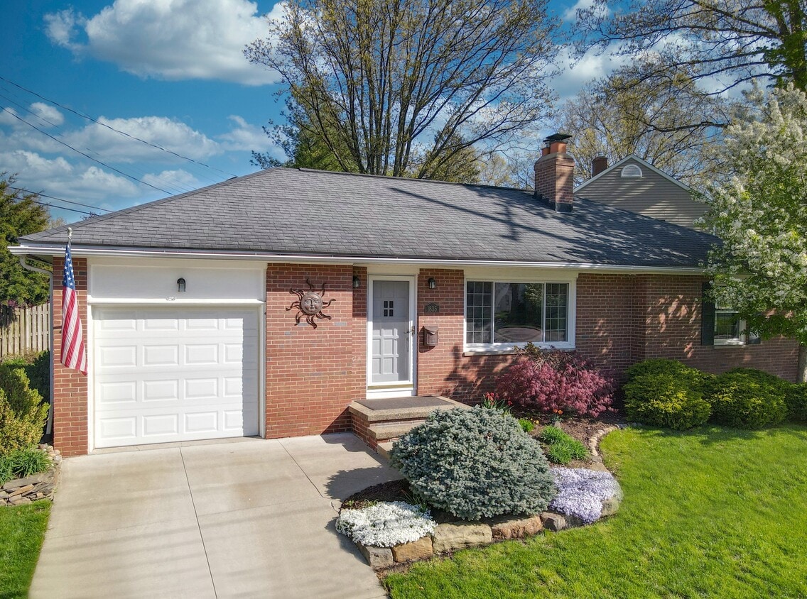 1835 Phelps Ave, Cuyahoga Falls, OH 44223 House Rental in Cuyahoga