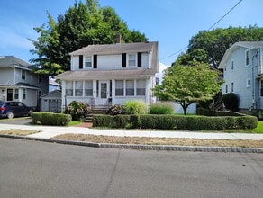 Building Photo - 162 Elmwood Ave