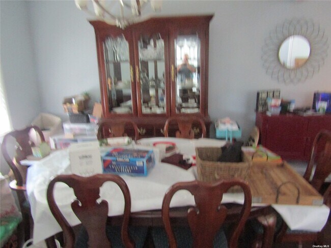 Building Photo - 272 Burr Rd